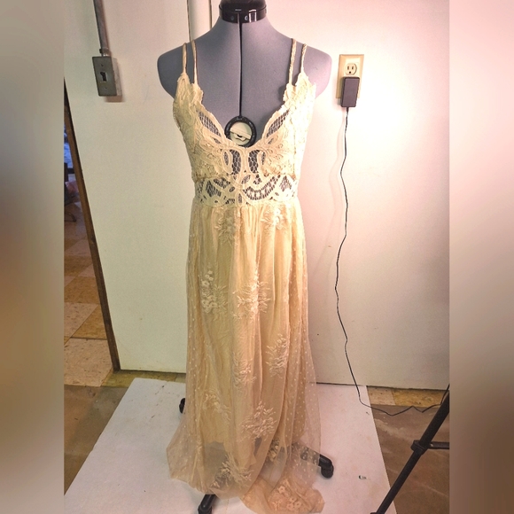 Magnolia Spegetti Strap Maxi Lacy Dress Size S - Picture 1 of 10